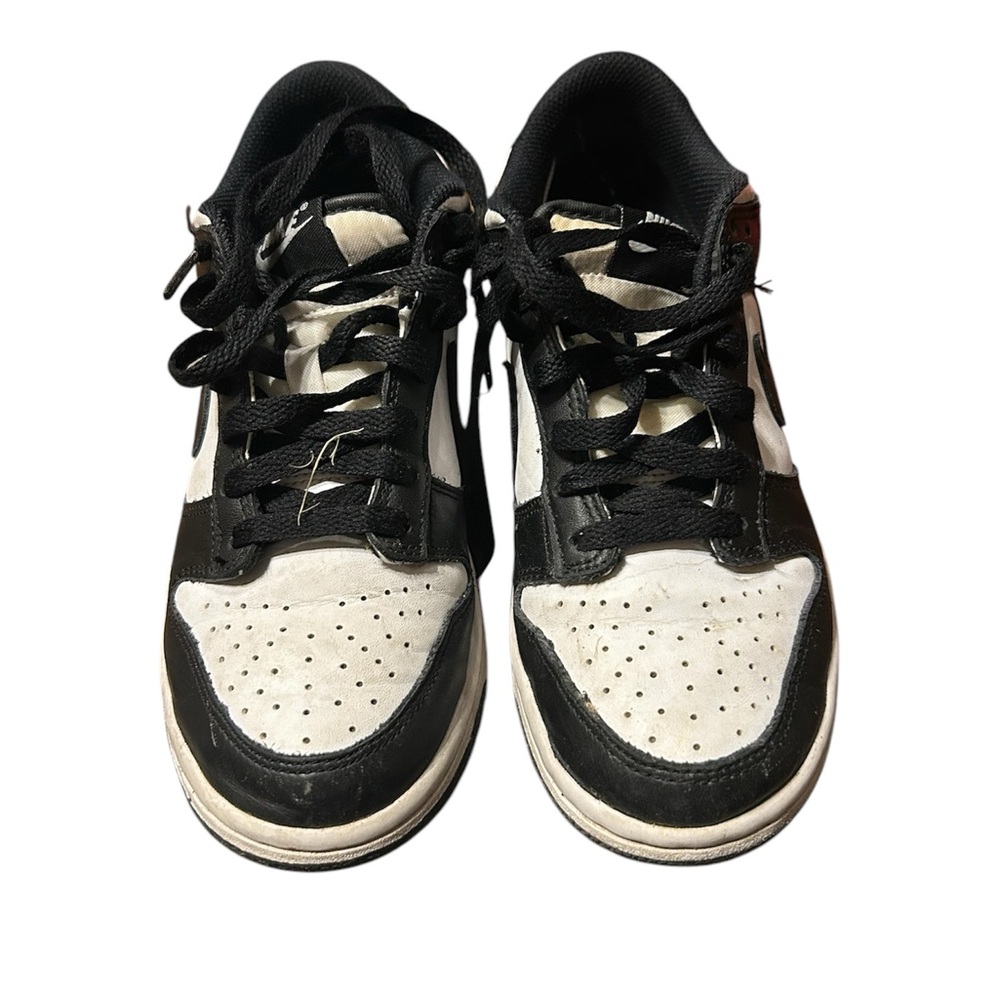 Nike Panda Dunks